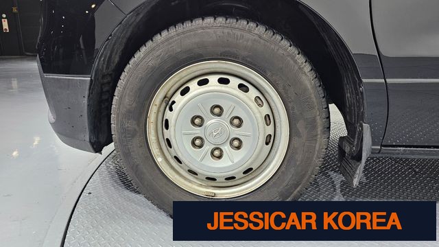2020 Hyundai The New Grand Starex - Thumbnail 20
