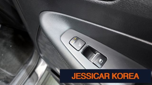 2023 Hyundai The New Santa Fe - Thumbnail 5