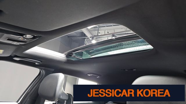 2023 Kia EV6 - Thumbnail 2