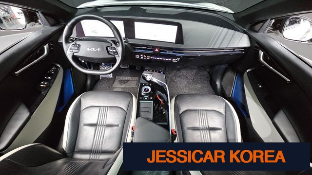2023 Kia EV6 - Thumbnail 13