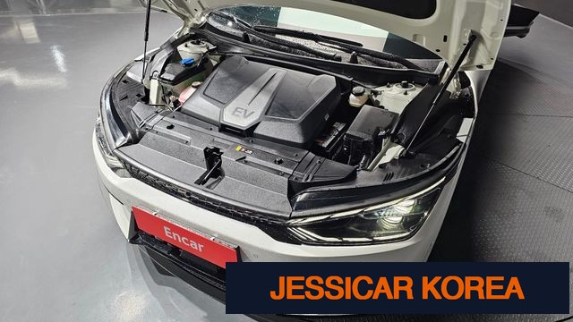 2023 Kia EV6 - Thumbnail 19