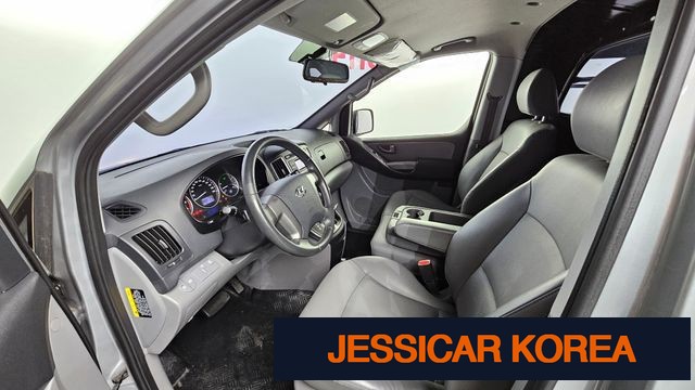 2019 Hyundai The New Grand Starex - Thumbnail 6