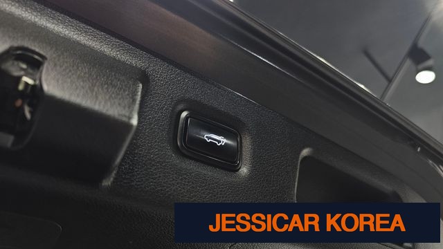 2020 Hyundai Santa Fe TM - Thumbnail 3