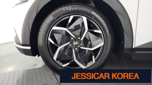 2022 Hyundai Ioniq 5 - Thumbnail 13