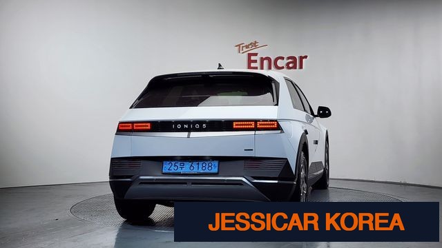 2022 Hyundai Ioniq 5 - Thumbnail 18