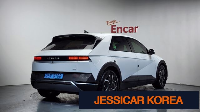 2022 Hyundai Ioniq 5 - Thumbnail 20