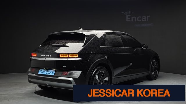 2025 Hyundai The New Ioniq 5 - Thumbnail 7