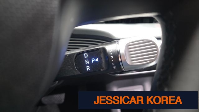 2025 Hyundai The New Ioniq 5 - Thumbnail 20
