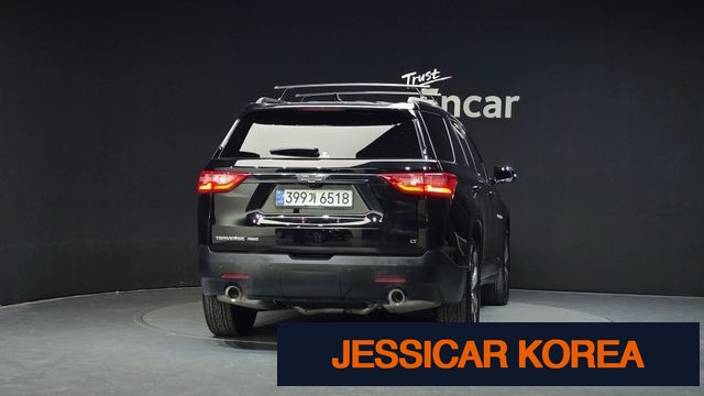 2020 Chevrolet Traverse - Thumbnail 13