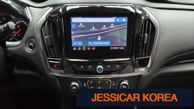 2020 Chevrolet Traverse - Thumbnail 18