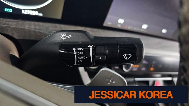 2022 Kia K8 Hybrid - Thumbnail 3