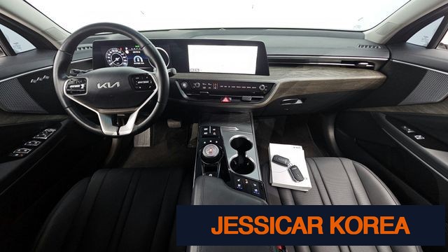 2024 Kia K8 - Thumbnail 10