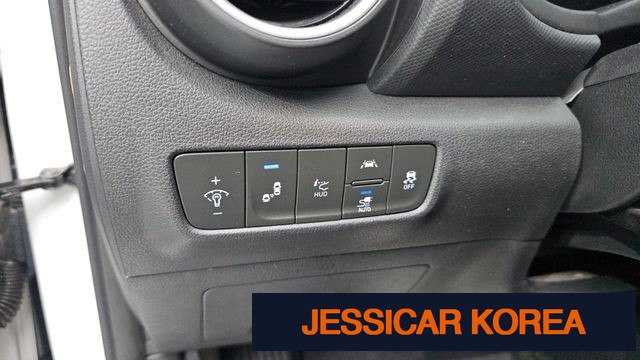 2019 Hyundai kona electric - Thumbnail 11