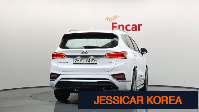 2020 Hyundai Santa Fe TM - Thumbnail 3