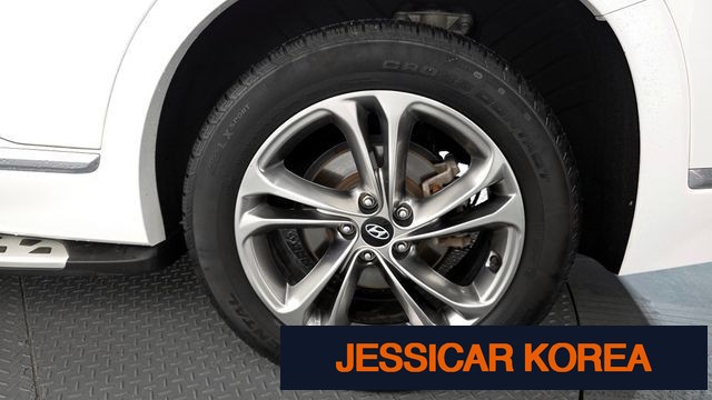2020 Hyundai Santa Fe TM - Thumbnail 8