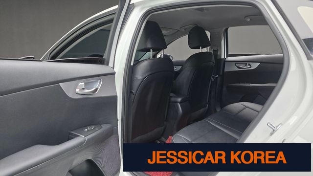2022 Kia The New K3 2nd Generation - Thumbnail 3