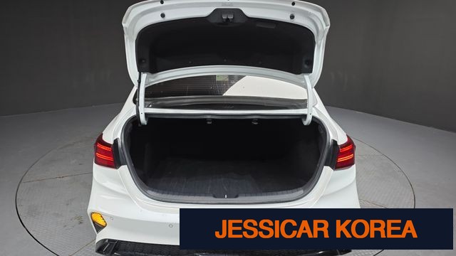 2022 Kia The New K3 2nd Generation - Thumbnail 9
