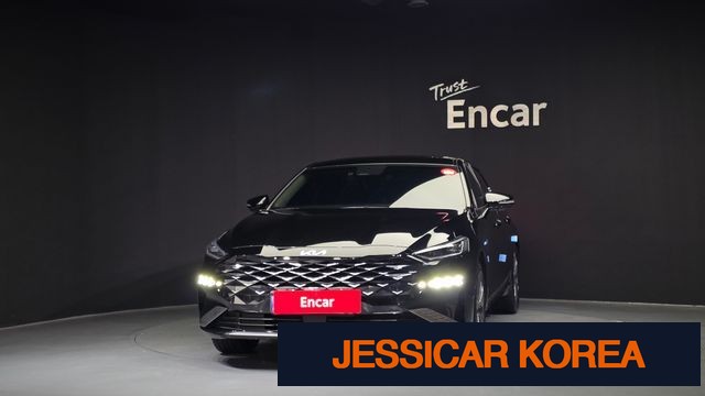 2022 Kia K8 - Thumbnail 2