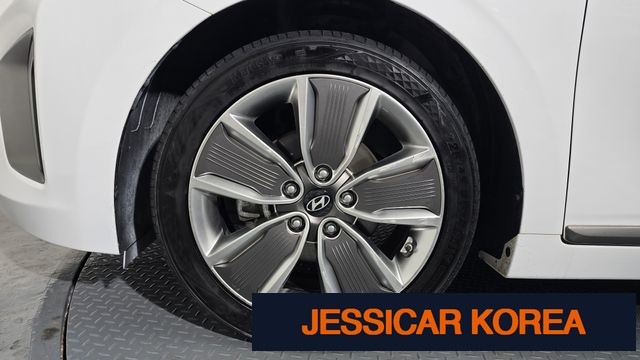 2019 Hyundai Ioniq Hybrid - Thumbnail 8
