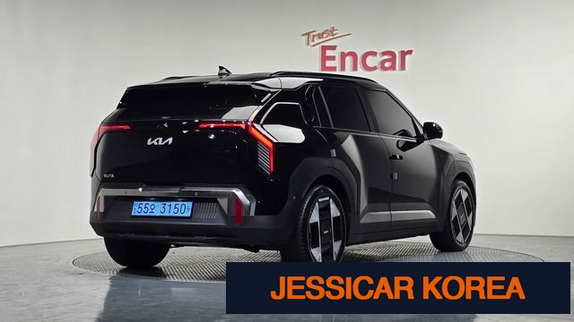 2025 Kia EV3 - Thumbnail 2