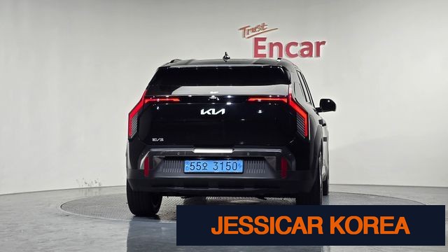 2025 Kia EV3 - Thumbnail 8