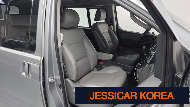 2017 Hyundai Grand Starex - Thumbnail 5