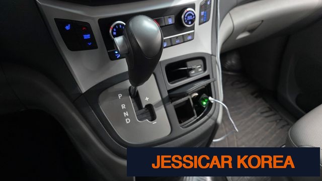 2017 Hyundai Grand Starex - Thumbnail 18