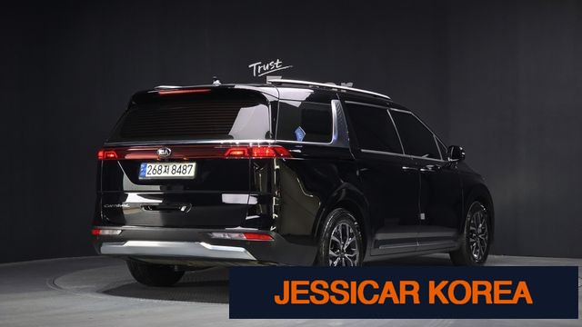 2021 Kia Carnival 4th Gen - Thumbnail 3