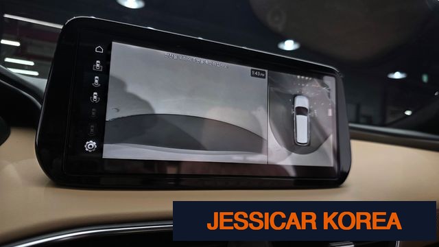 2021 Hyundai The New Santa Fe - Thumbnail 3