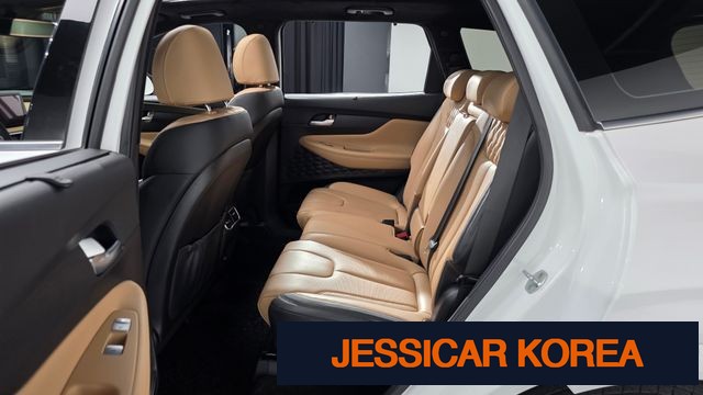2021 Hyundai The New Santa Fe - Thumbnail 4