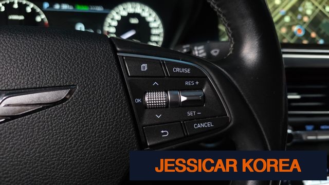 2016 Genesis EQ900 - Thumbnail 10