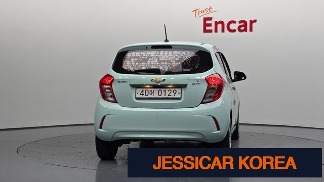 2017 Chevrolet The Next Spark - Thumbnail 3