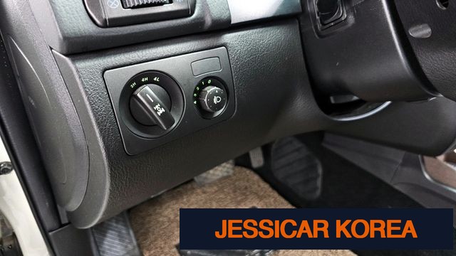 2015 KG Mobility Rexton W - Thumbnail 10