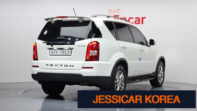 2015 KG Mobility Rexton W - Thumbnail 18