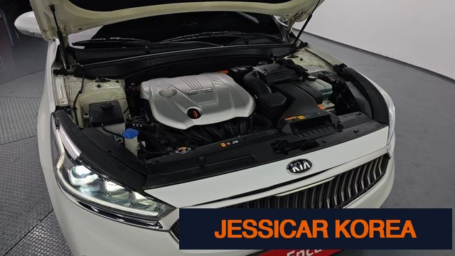 2017 Kia All New K7 Hybrid - Thumbnail 11