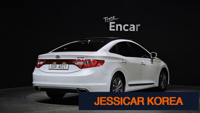 2015 Hyundai Grandeur HG - Thumbnail 2