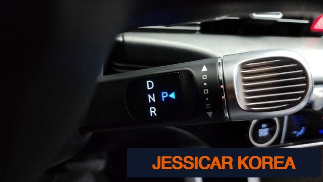2022 Hyundai Ioniq 5 - Thumbnail 4