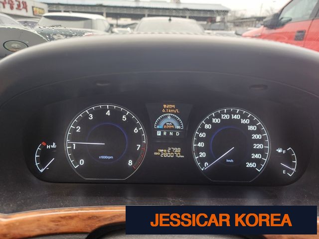 2010 Hyundai Equus (new model) - Thumbnail 14