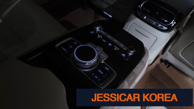 2020 Genesis G90 - Thumbnail 20