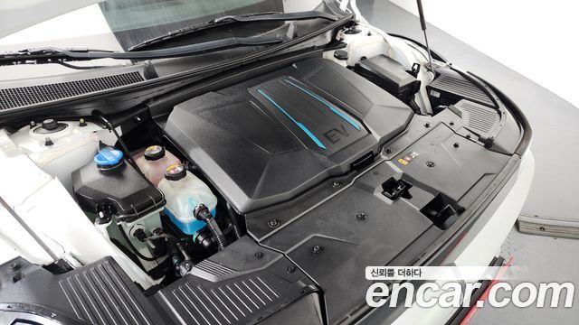 2022 Hyundai 아이오닉5 - Thumbnail 2