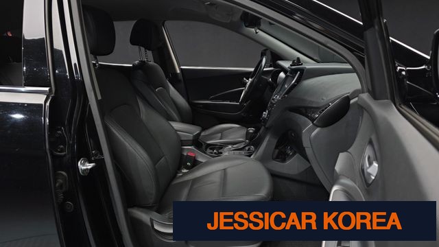 2013 Hyundai Santa Fe DM - Thumbnail 2