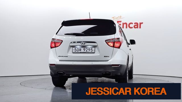 2011 Hyundai Veracruz - Thumbnail 9