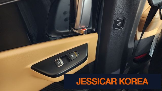 2021 Kia Carnival 4th Gen - Thumbnail 9