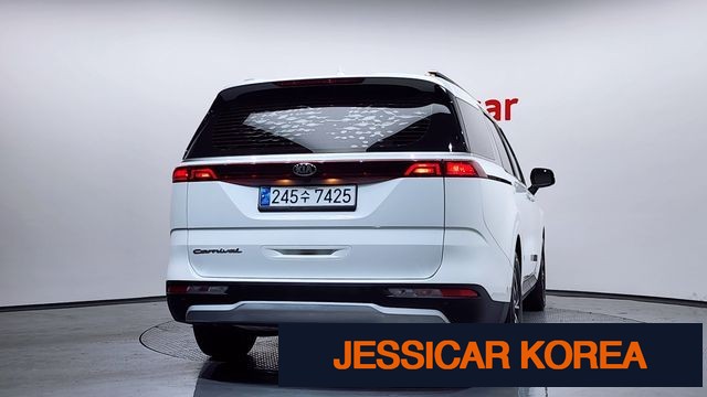 2021 Kia Carnival 4th Gen - Thumbnail 13