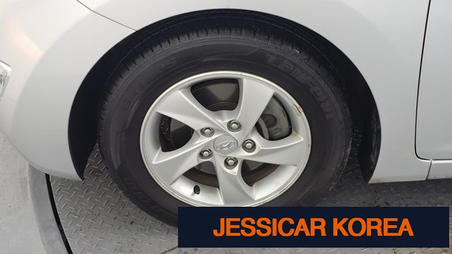 2011 Hyundai Avante MD - Thumbnail 13