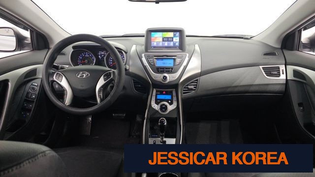 2011 Hyundai Avante MD - Thumbnail 18