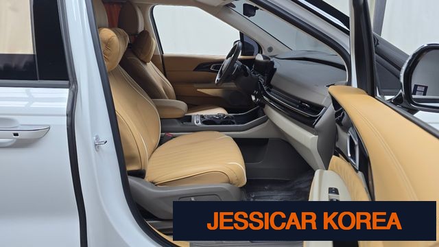 2025 Kia The New Carnival 4th generation - Thumbnail 2