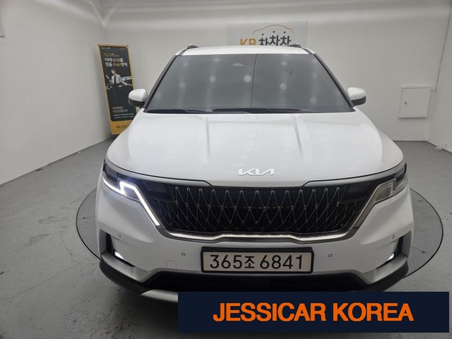 2022 Kia Carnival 4th Gen - Thumbnail 3