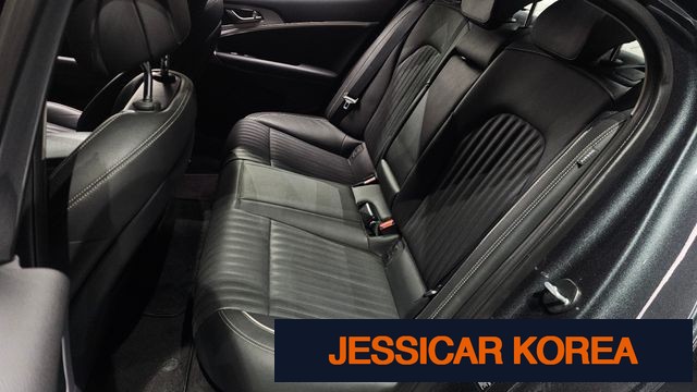 2019 Genesis G70 - Thumbnail 8