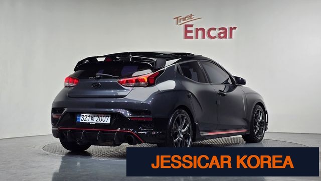 2018 Hyundai Veloster (JS) - Thumbnail 3